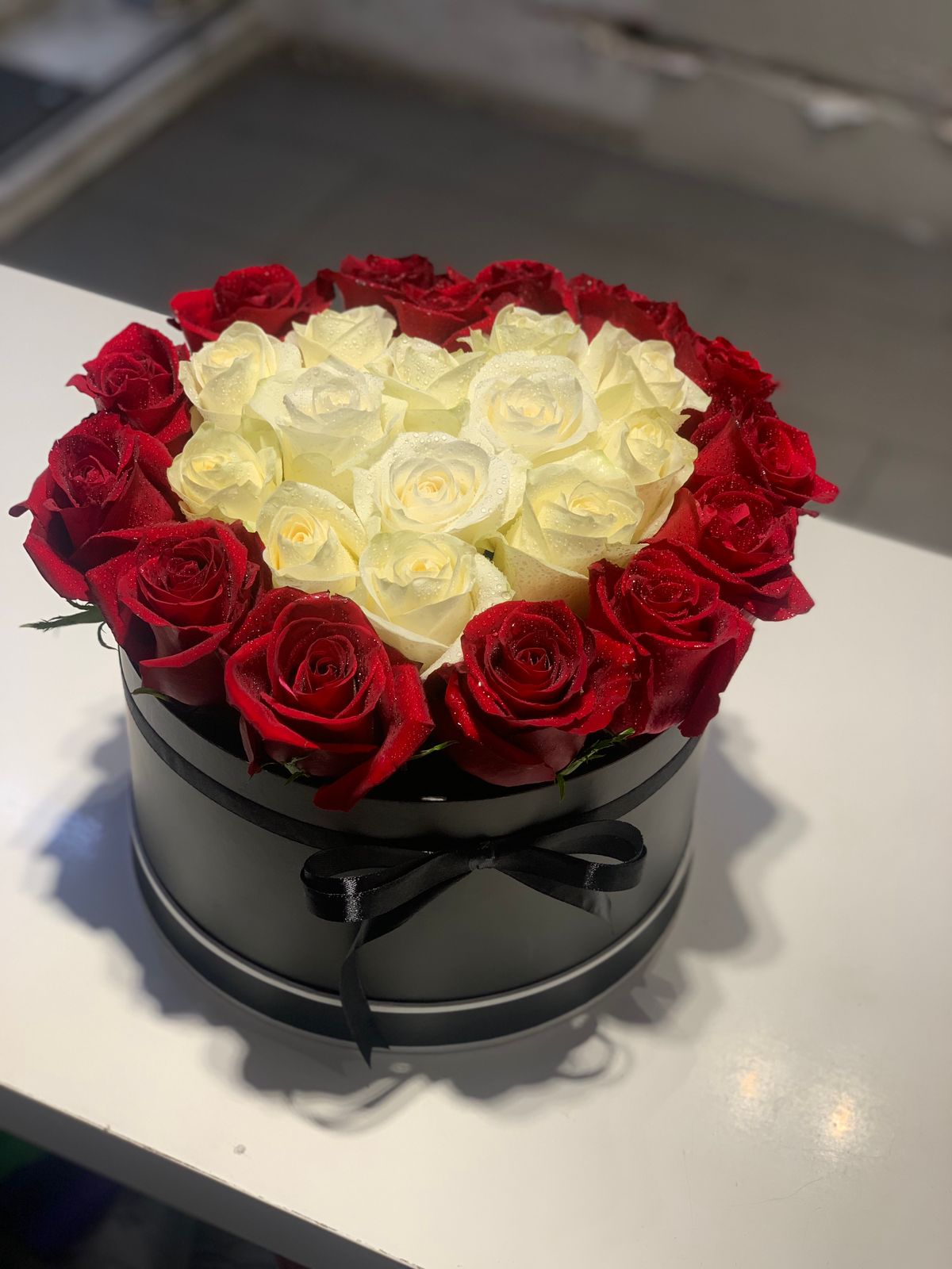 26 ROSE BOX